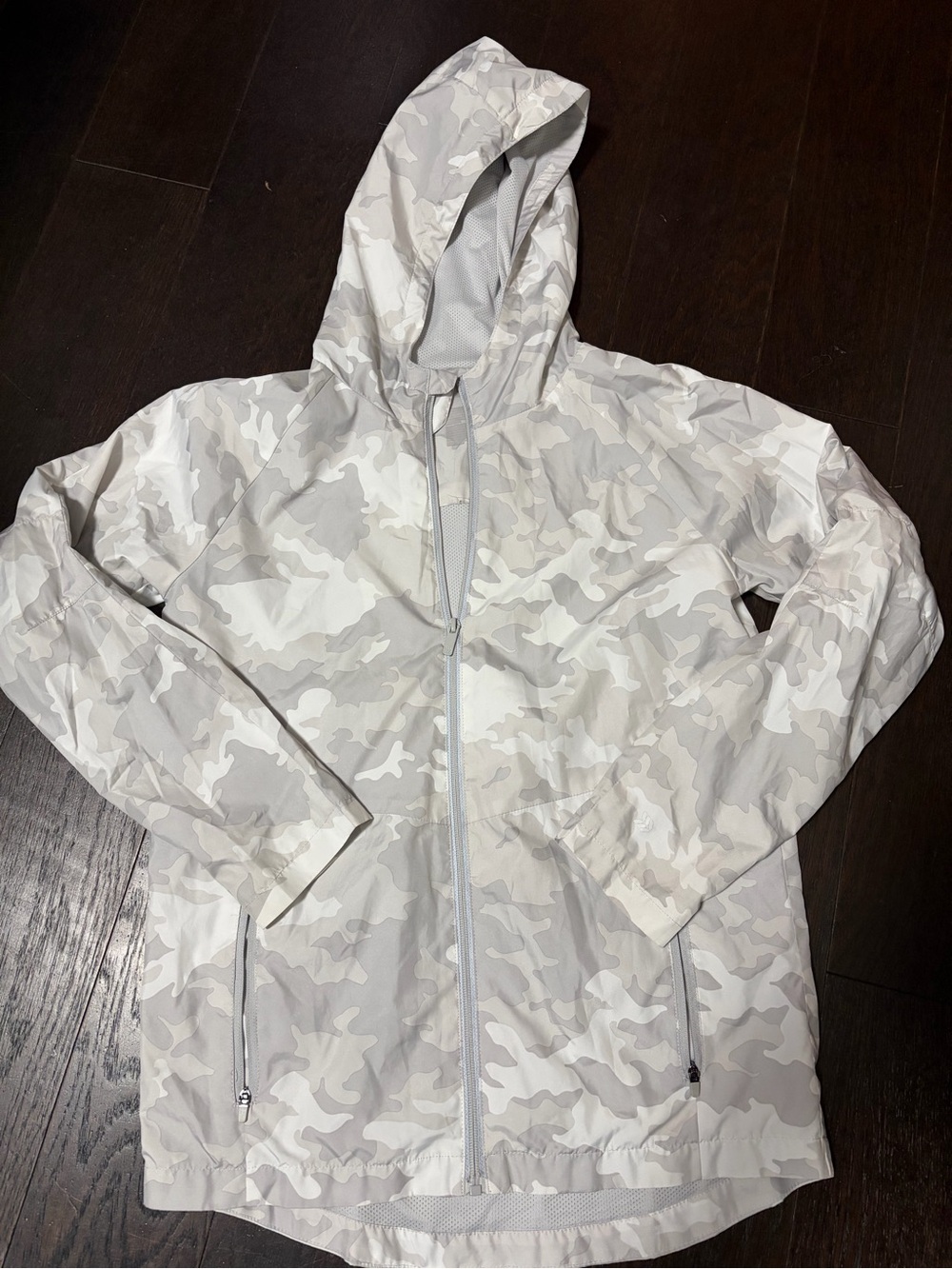 all in motion Women's White & Light Gray Camo Hooded Jacket windbreaker
